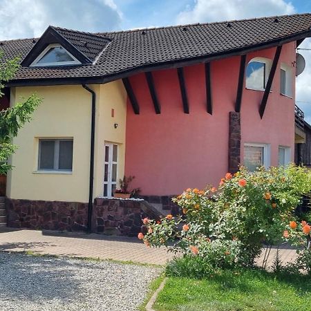 Lend Apartment Меркуря-Чук Экстерьер фото